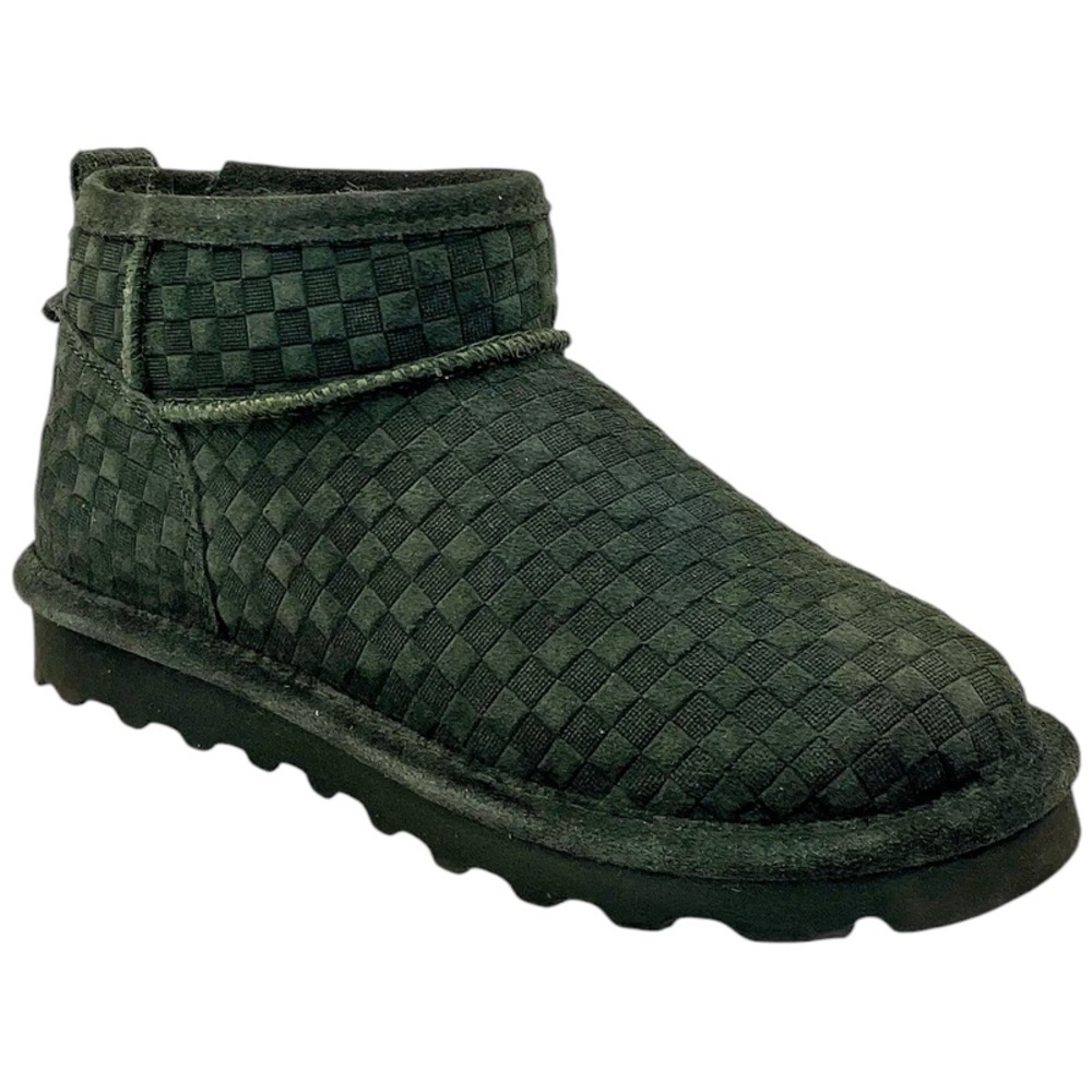 NWT-BearPaw Women’s Green Quilted Ankle Boot